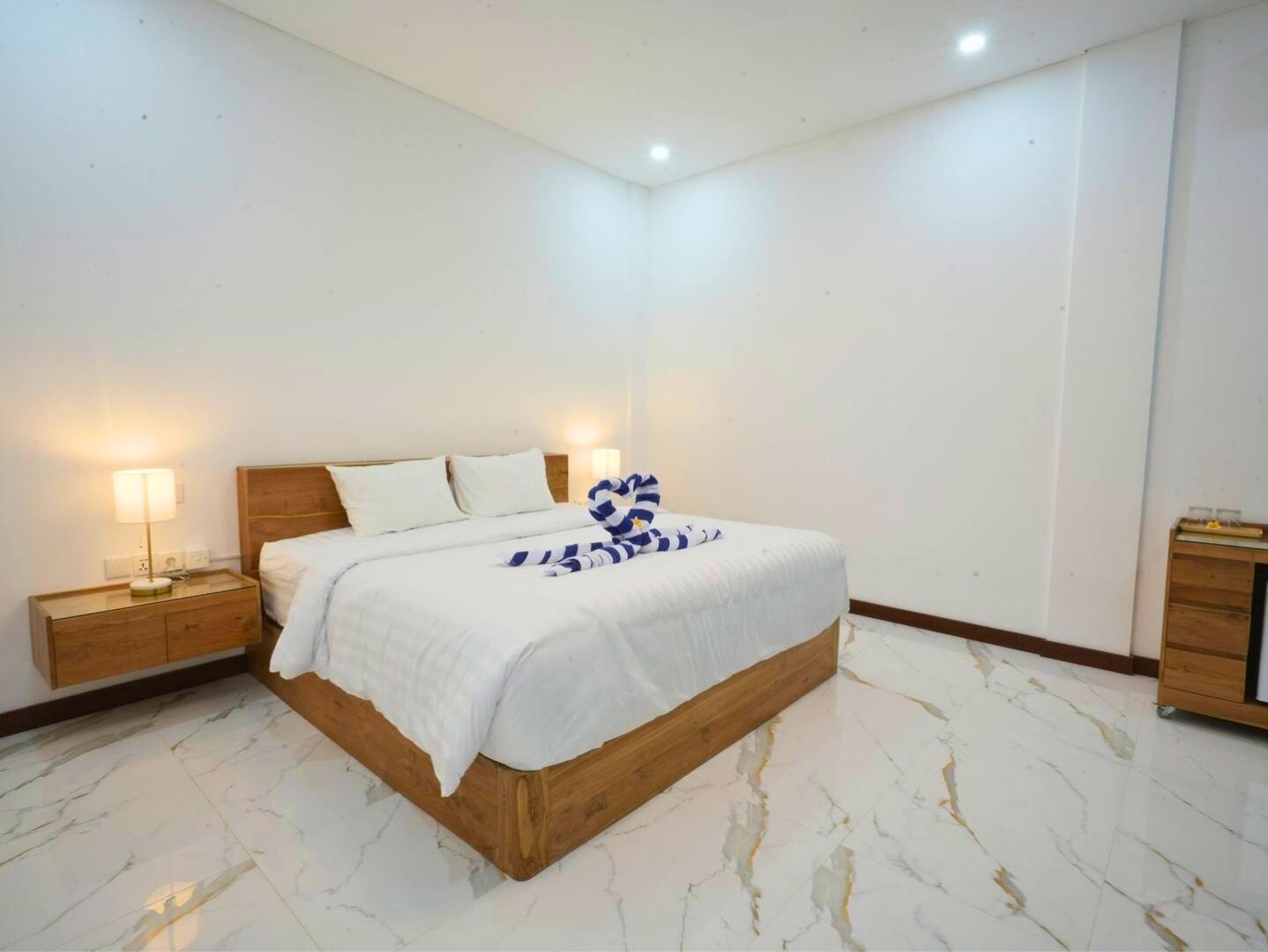 Deluxe Room with Pool View Dijobi Villa (2)