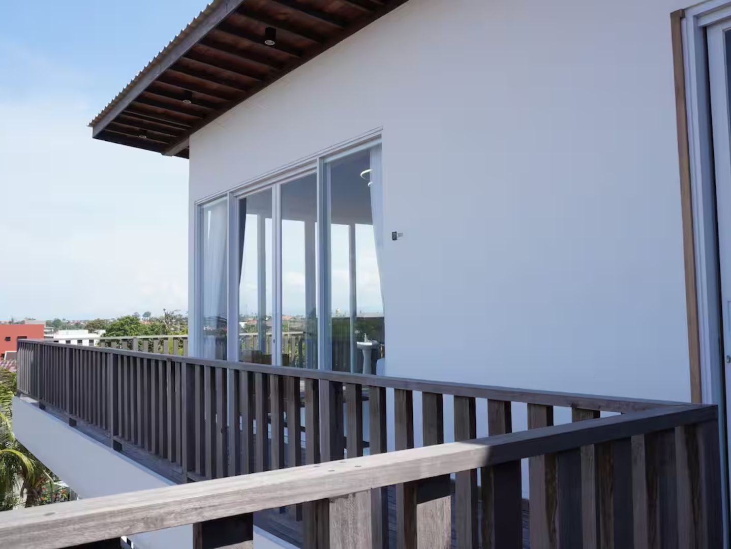 Luxury Suite Room Balcony with View (6)