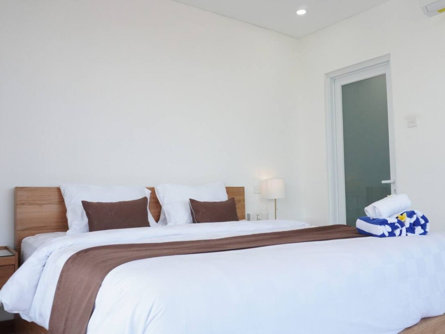 Suite Room with Balcony (2)