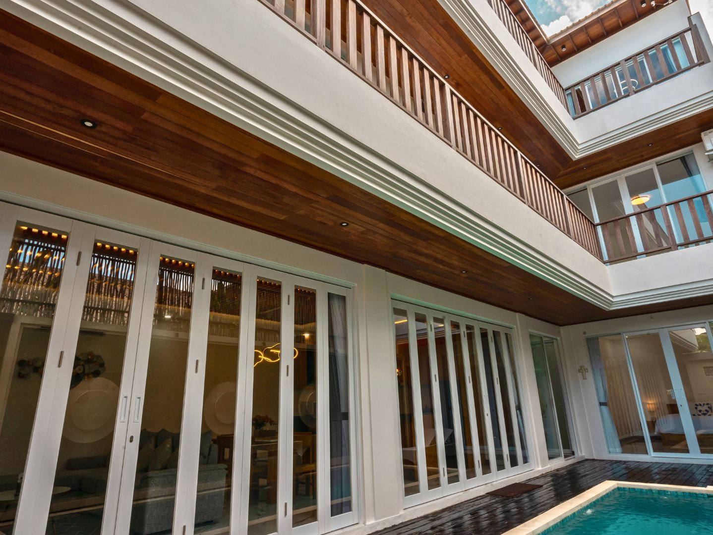 Whole Villa (4)